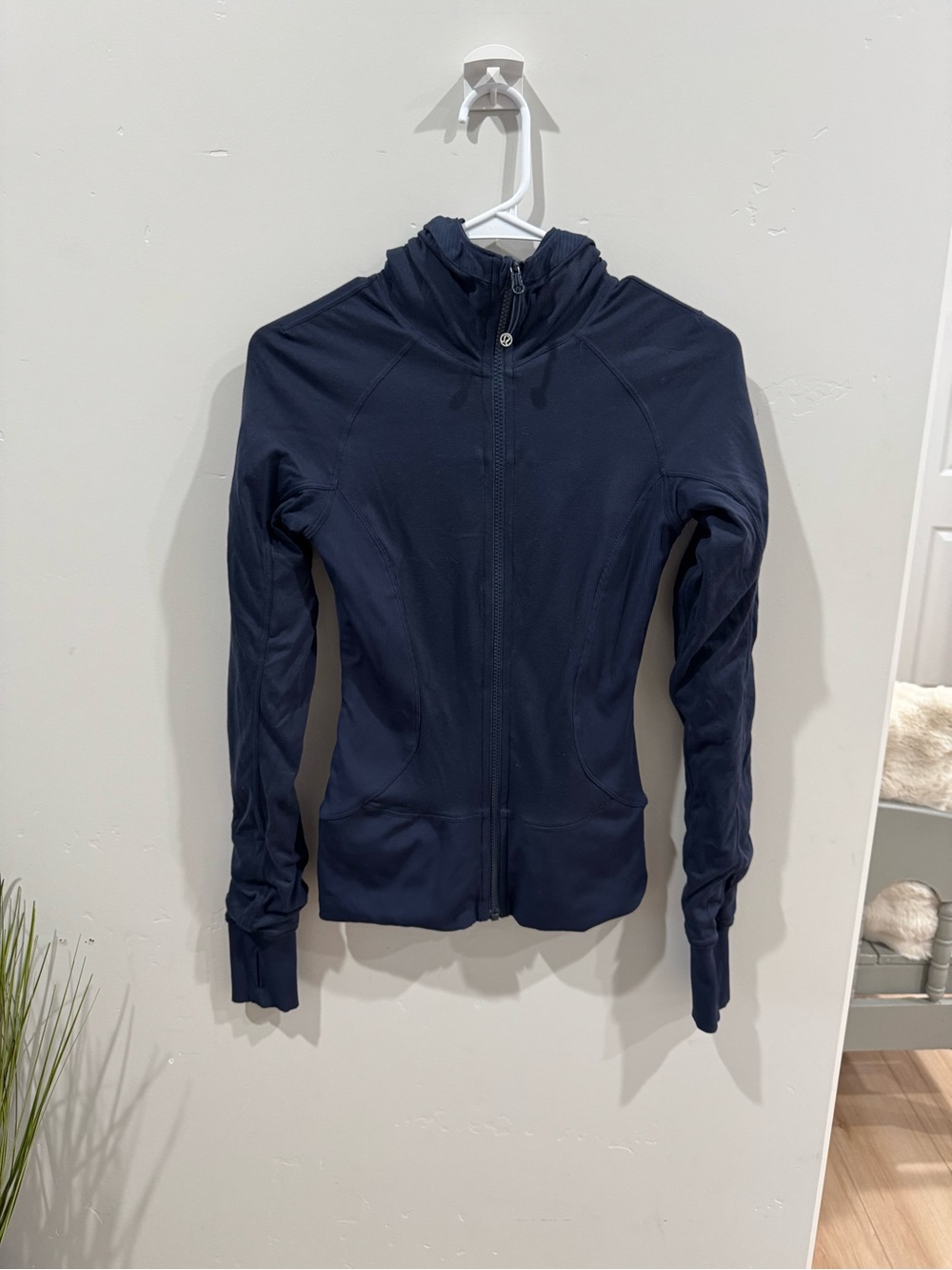 lululemon athletica Navy Full-Zip Hooded Jacket size4